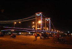 Jembatan Ampera Malam Hari: Spot Foto yang Bikin Kamu Nggak Mau Pulang!  