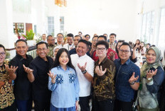 Kepada Sultan Muda, Herman Deru Cerita Masa Sulitnya sebagai Penjual Jagung Keliling