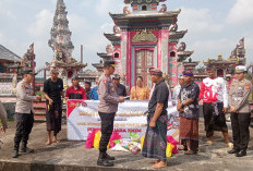 Bansos dan Baksos di Pura Bali Agung Air Talas