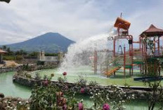 Bukan Hanya Kebun Teh, Pagaralam Juga Punya Waterpark dengan View Gunung Dempo