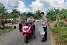 Polsek Rambang Bagikan Nasi Kotak Untuk Masyarakat dan Pengguna Jalan