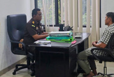 Penyidik Tindak Pidana Khusus Kejari Muara Enim Periksa Mantan Dewan 