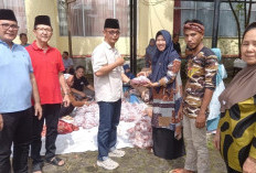 Moment Idul Adha, DPRD Muara Enim Ikut Berbagi