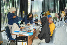 Sambut HUT ke-45, PTBA Kolaborasikan Bantuan Pangan dan Edukasi Gizi Pola Makan Sehat