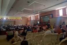 Rapat Paripurna Pandangan Fraksi Diwarnai Listrik Padam