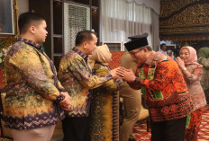 Pakai Batik Motif Ambung & Khaman, Pj Bupati Bersama Pejabat Silaturahmi ke Pj Gubernur