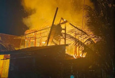 Korsleting Listrik, Rumah Semi Permanen Ludes Terbakar