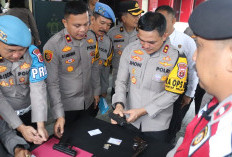 Pemeriksaan Senjata Api dan Amunisi Personil Polres Muara Enim