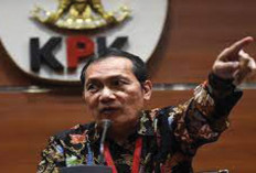 Desak Semua Pimpinan KPK Mundur