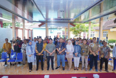 Penyerahan Kartu BPJS Ketenagakerjaan jadi Hadiah Bermakna HUT ke-11 PT SBS Bagi Pekerja Rentan