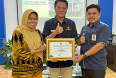Kepala MTsN 2 Muara Enim Terbaik I Terima Penghargaan dari KPPN Lahat
