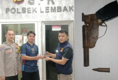 Sadar Hukum Warga Lembak Serahkan Senpi Rakitan