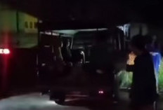 Angdes Bawa Ibu Hendak Melahirkan Terjebak Macet Akibat Angkutan Batu Bara