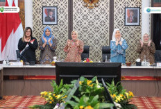 Sumsel Tuan Rumah Pagelaran Swarna Songket Nusantara: Pasar Songket Bersaing Ketat