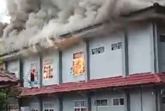 Gedung Asrama Putra SMAN 3 Unggulan Kayuagung Terbakar