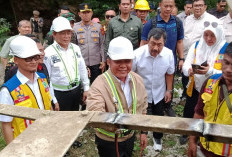 Asosiasi Pertambangan  Bangun Kembali Jembatan Muara Lawai-B