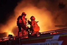 Ditinggal Berdagang, Rumah Hangus Terbakar