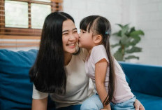 8 Cara Membuat Seorang Ibu Merasa Bahagia
