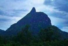 Bukit Serelo: ‘Jempol Raksasa’ Lahat yang Jadi Surga Pendaki 