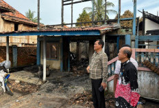 Bupati Serahkan Bantuan Korban Kebakaran, Warga Diminta Pastikan Instalasi Listrik Aman  