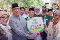 HAR Serahkan Kunci Program Bedah Rumah di Desa Penanggiran