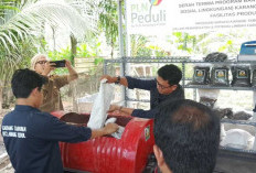 PLN UPK Bukit Asam Nusantara Power Serahkan Bantuan Fasilitas Pengolahan Pupuk FABA ke Karang Taruna 