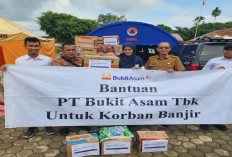 PTBA  Beri Bantuan untuk Korban Banjir di Sumsel
