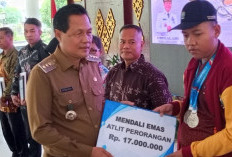 Bupati Muara Enim Beri Bonus Rp2,3 Miliar untuk Atlet Peparprov 2025