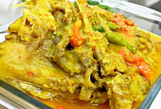 Gulai Kepala Kakap: Lezatnya Nendang, Tatapannya Bikin Menggoda!