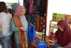 Wow, PKK Tampilkan Produk UP2K Pada Pameran Unggulan Tingkat Kabupaten Muara Enim