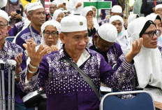 368 Jemaah Kloter 16 Tiba di Palembang, 334 Asal Muara Enim Disambut Haru di Tanah Kelahiran