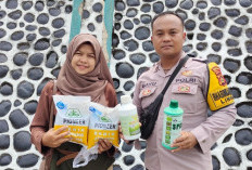 Dukung Ketahanan Pangan, Bhabinkamtibmas Salurkan Bantuan Pertanian