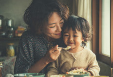 6 Penyebab Anak Suka Mengemut Makanan Jika Disuapin
