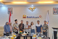 PTBA Raih Predikat Badan Publik Informatif 2025