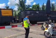 Polisi Disiagakan Antipasi Kemacetan di Perlintasan Rel Kereta Api