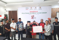 Baznas Luncurkan Program ZChiken dan Jaminan Sosial Ketenagakerjaan untuk Mustahik di Muara Enim 