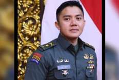 Apakah Mayor Teddy Tanggalkan Status TNI setelah Diangkat Seskab Presiden Prabowo?