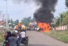 Diduga HP Menyala, Kijang Kapsul Terbakar Saat Isi BBM