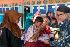 75 Pelajar  Terima Bantuan Pendidikan LazisMu Muara Enim