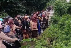 Ribuan Siswa Terkepung Banjir, Motor Ditinggal di Sekolah