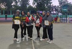 PERWOSI Muara Enim Sabet Juara di Turnamen Tennis Lapangan Hari Ibu ke-96