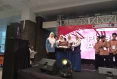 Tim KIR SMABA Raih Juara Essay Nasional di UGM Lewat Inovasi Gizi Digital