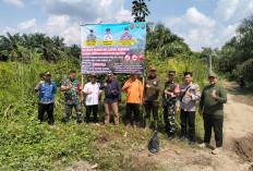 Cegah Karhutla, Pasang Spanduk Edukasi untuk Masyarakat