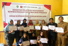 UMKM PIKA RATU Karangraja Dapat Pelatihan Manajemen Kewirausahaan, Wujud Kolaborasi Menuju Kemandirian Ekonomi