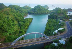 Pantai Bajul Mati: Wisata Pemandangan Indah dengan Cerita Mistisdi Malang