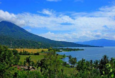 7 Alasan Danau Ranau Jadi Tempat Healing Favorit di Sumsel yang Wajib Kamu Coba