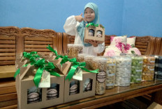 650 Toples Kue Kering Dikirim ke Pulau Jawa dan Sumbagsel