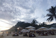 Pantai Rio The Beach Lampung, Wisata Viral dengan Pasir Putih, Sunset Indah dan Tiket Masuk Terjangkau