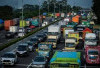 Mundur di Jalan Tol? bisa Sebabkan Kecelakaan Fatal dan Denda Besar. Ketahui Risikonya sebelum Terlambat!