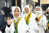 Raut Bahagia Sambut Kepulangan 368 Jemaah Haji Kloter 4 Asal Sumsel